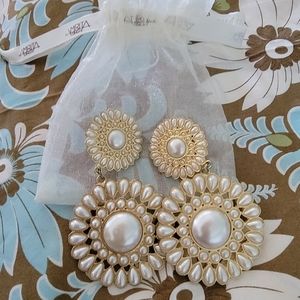Gorgeous pearl statement earrings....wedding season is on the horizon!